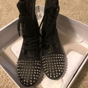 Steve Madden Studded Boots Size 7